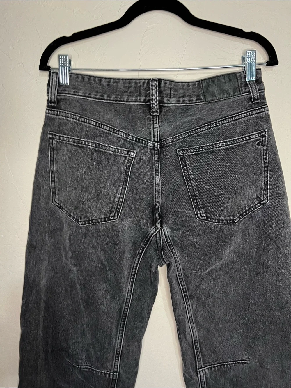 Madewell The Darted Barrel Leg Olenda Washed Black Button Fly Denim Jeans - Picture 8 of 11